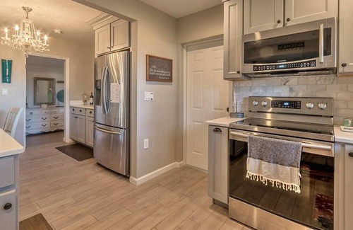 Mount Dora House | Guest Rated 10/10: Renovated Farmhouse with Pool Near Mount Dora