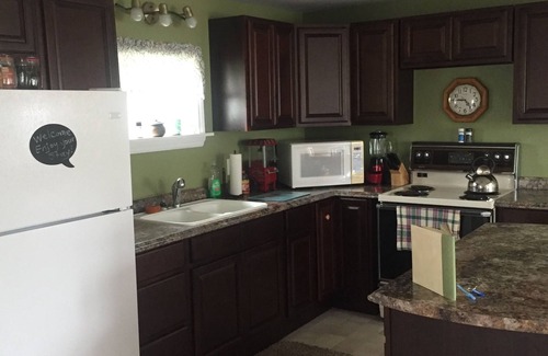Back Bay House | Charming Renovated Home with Pool & Spa - Guest Rated 9.6