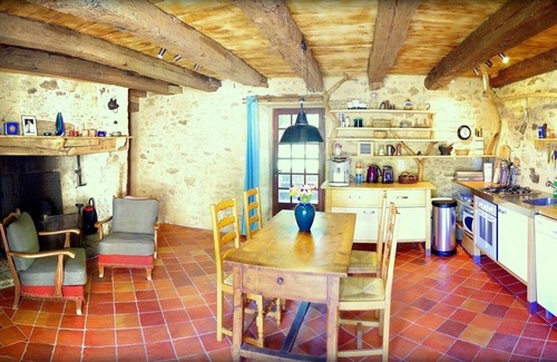 Fleurac House | Renovated Country House with Private Pool & Ocean Views