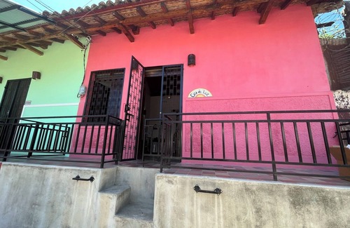 Granada House | Renovated Family Home with Pool in Downtown Granada