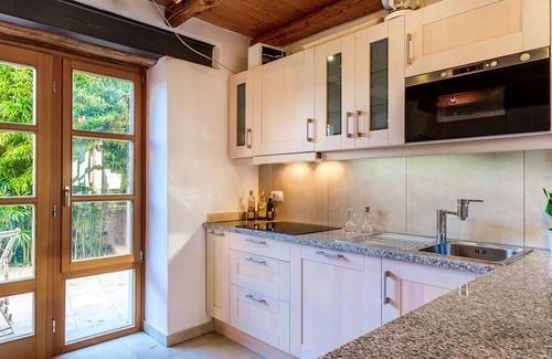 Liznjan Villa | Renovated Stone Villa with Private Pool in Scenic Sisan