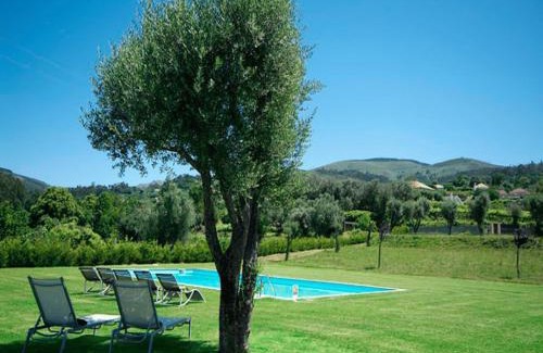 Fornelos Villa | Discover Quinta Fornelos: Vineyard Retreat with Private Pool