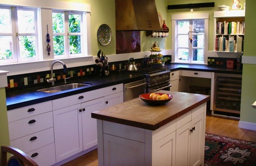 North Berkeley House | Charming 3 BR Arts & Crafts House with Family Amenities