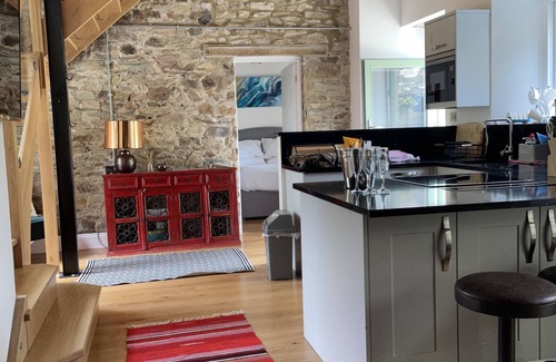 Truro Cottage | Elegant Victorian Coachhouse with Ocean View & Spa