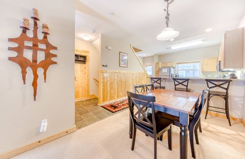 Government Camp House | Updated Mt. Hood Condo with Pool, Hot Tub & Ski Access