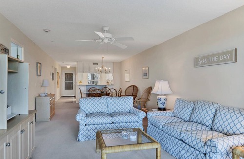 Boca Grande Condo | Discover Latitude Lookout: Family-Friendly Condo with Pool