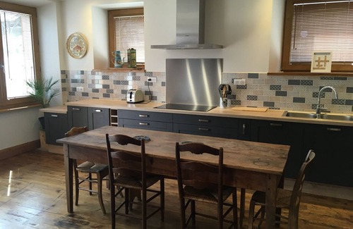 Giez House | Beautifully Converted Farm House near Lake Annecy & Mountains