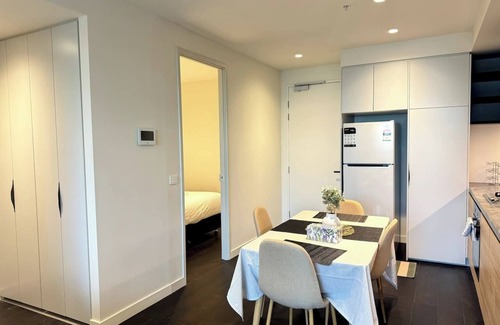West Melbourne Apartment | Beauty 2Bed Apt Parking West Mel