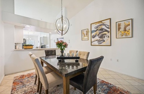 Naples Condo | Paradise Retreat: Oceanfront Condo with Pool & Spa