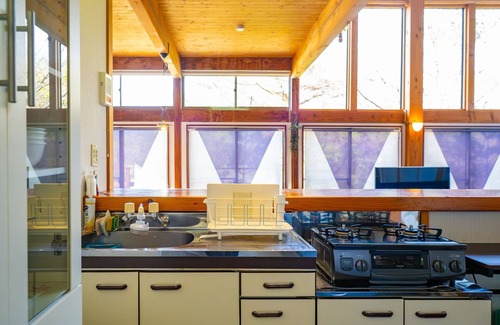 Nasu House | Explore Beauty Nasu: Family-Friendly Stay with Breakfast