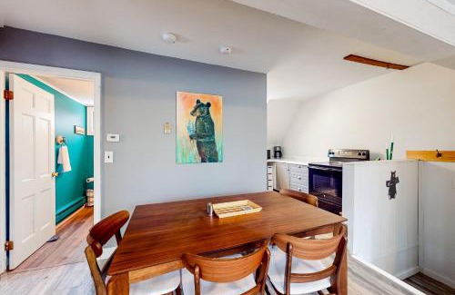 Bartlett Apartment | Discover Beauty of Bartlett - Family-Friendly Retreat