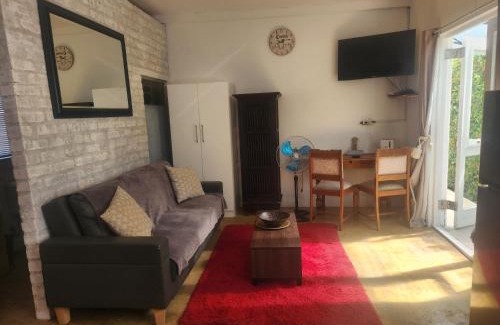 Sandbaai Apartment | Relax and Rejuvenate at Beauty Sleep - Rated 9/10!