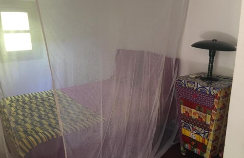 Point E Apartment | Inviting Beaux Studios in Dakar with Breakfast & Kitchen