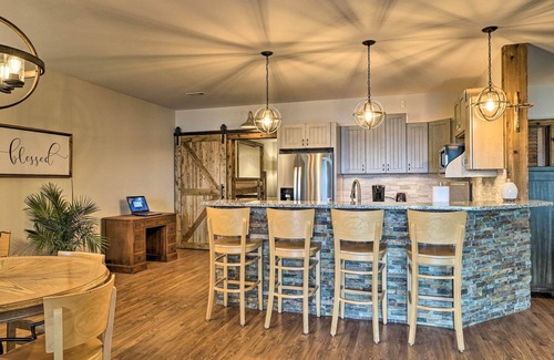 Garfield Apartment | Beaver Lake Retreat: Unmatched Access & Cozy Fire Pit