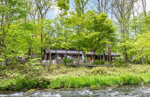 Kitasaku-gun Hotel | Discover Hoshino Resorts BEB5 Karuizawa: Family-Friendly Retreat