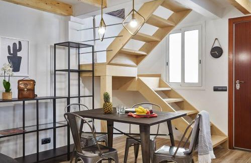 Les Corts Apartment | Inviting 2-Bedroom Duplex in Les Corts with Family Amenities