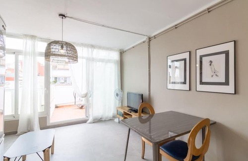 Sant Andreu Apartment | Cozy One-Bedroom Apartment with Terrace in Sant Andreu
