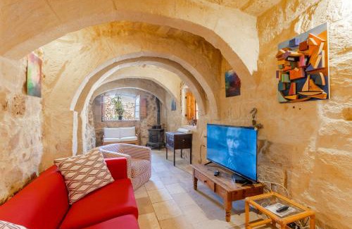 Xaghra Apartment | Bebbuxija Pool Farmhouse Gozo - Happy Rentals