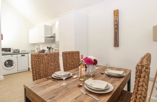 Foxley Cottage | Family-Friendly Beck View with Cozy Open Fire in Lenwade
