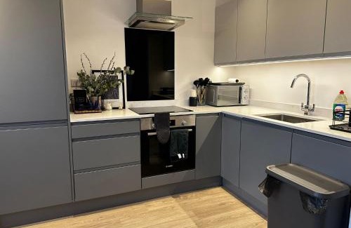 Penge and Cator House | Discover Guest Houses in Elmers End, United Kingdom