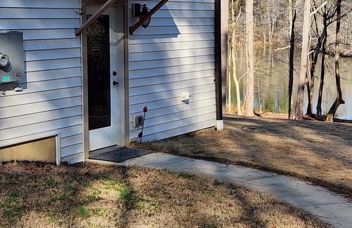 Rockmart Apartment | Becks Lake Studio: Scenic Views & Fire Pit Near Trails