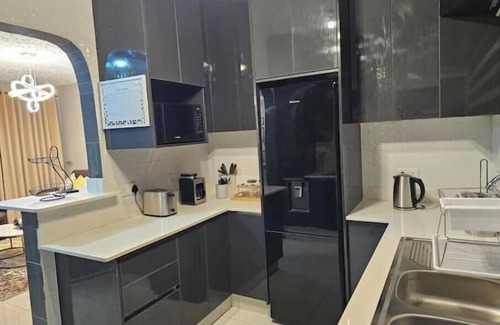 Harare House | Becky's Exquisite Apartment