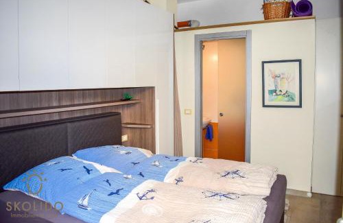 Feriolo Apartment | Relaxing Retreat: Bed, Boat & Beach at Feriolo by the Lake