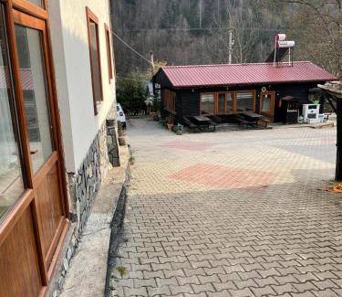 Bolu Bed & Breakfast | Cozy Bed and Breakfast for 3 with Kitchen Amenities