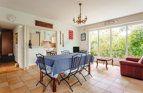 La Bree-les-Bains Bed & Breakfast | Bed and Breakfast 'Grillon' with Shared Terrace, Shared Garden and Wi-Fi