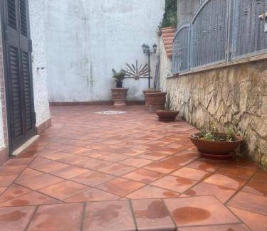 Rocca Priora Bed & Breakfast | Family-Friendly 80 m² Bed and Breakfast for 7 Guests