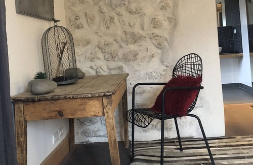 Viuz-la-Chiesaz Bed & Breakfast | Bed and breakfast in a charming renovated farm near Annecy