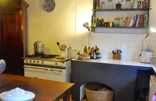 Petit-Bourg House | Guest Rated 10/10: Villa LHOMAD Bed and Breakfast Escape