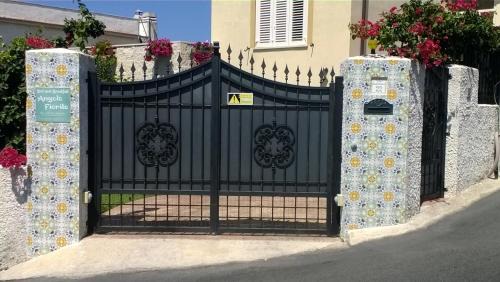 Civitavecchia Bed & Breakfast | Oceanfront Escape at Bed and Breakfast Angolo Fiorito