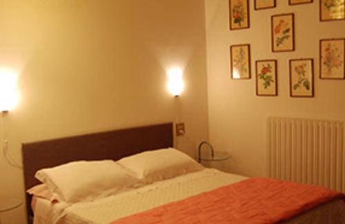 Lierna Bed & Breakfast | Guest Rated 9.6 - Cozy Bed and Breakfast Casa Nini