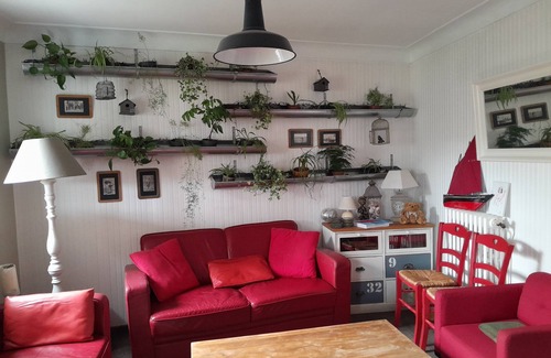 Saint-Nazaire Bed & Breakfast | Charming Bed and Breakfast Steps from the Sea, Rated 9.6/10