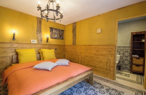 Pluvigner Bed & Breakfast | Bed and Breakfast 'Galaad' with Shared Terrace, Shared Garden and Wi-Fi