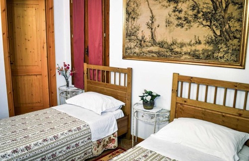 Baricella Bed & Breakfast | Cozy Getaway at Bed and Breakfast il Giardino with Kitchen