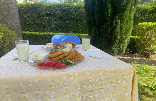 Berat Bed & Breakfast | Bed and Breakfast Isra - Garden Retreat