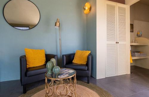 Sedella Bed & Breakfast | Delightful Bed and Breakfast Lagabella with Oceanfront Views