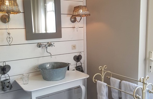 Achel Bed & Breakfast | Experience Bed and Breakfast Mooi Achel: 4-Star Luxury Stay