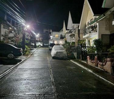Tuba Bed & Breakfast | Cozy Bed and Breakfast Room with Balcony & Fast WiFi