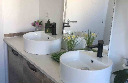 Prefailles Bed & Breakfast | Inviting Bed and Breakfast at Villa Préfailles with Pool