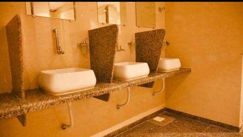 Bharuch Hotel | Budget-Friendly Bed & Bread Dormitory - Guest Rated 9.8