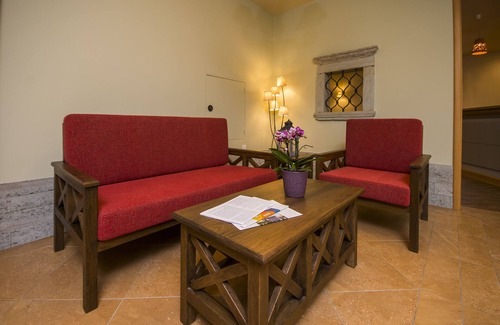 Cerklje na Gorenjskem Bed & Breakfast | Comfortable Stay at Bed&Breakfast Karun with Breakfast Included