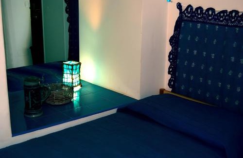 Gioiosa Marea Bed & Breakfast | Cozy Retreat at Bed & Breakfast 5 Di Spade - Family-Friendly