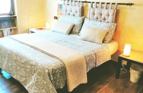 San Siro Bed & Breakfast | Cozy Bed & Breakfast A San Siro 75 with Restaurant Access