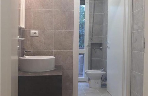 San Donato Milanese Bed & Breakfast | Cozy Bed & Breakfast BBqueen in Sandonato Policlinico