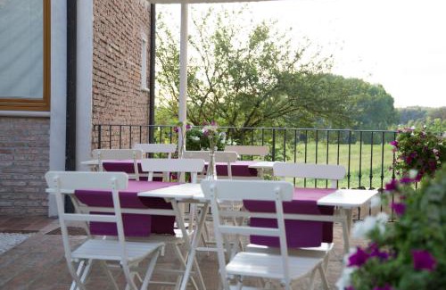 Solferino Bed & Breakfast | Inviting Bed & Breakfast Carpe Diem with Delicious Breakfast