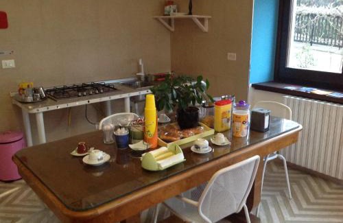 L'Aquila Bed & Breakfast | Comfortable Stay at Bed & Breakfast da Charlie with Free Breakfast