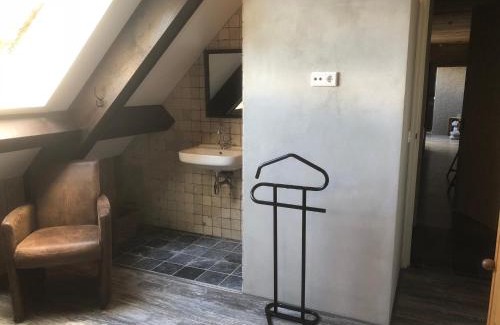 De Bus Bed & Breakfast | Cozy Bed & Breakfast de Bimd Hoeve with Family-Friendly Amenities